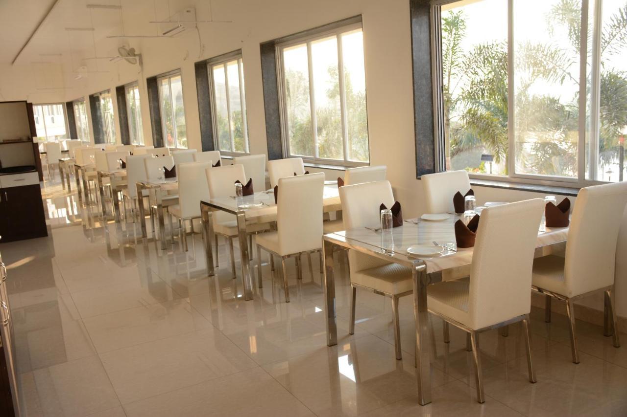 Ratnaa Resort Khamshet Екстер'єр фото