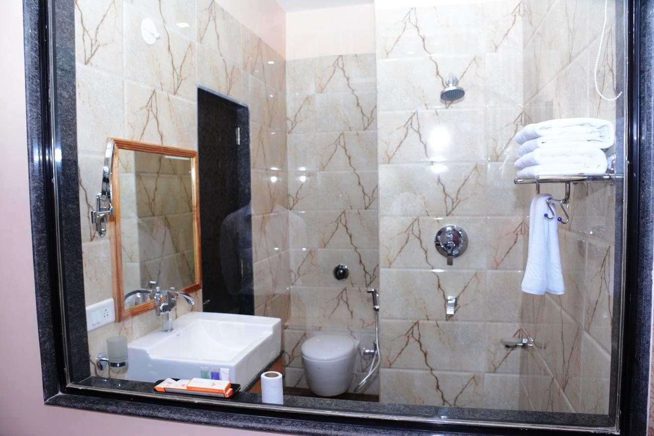 Ratnaa Resort Khamshet Екстер'єр фото